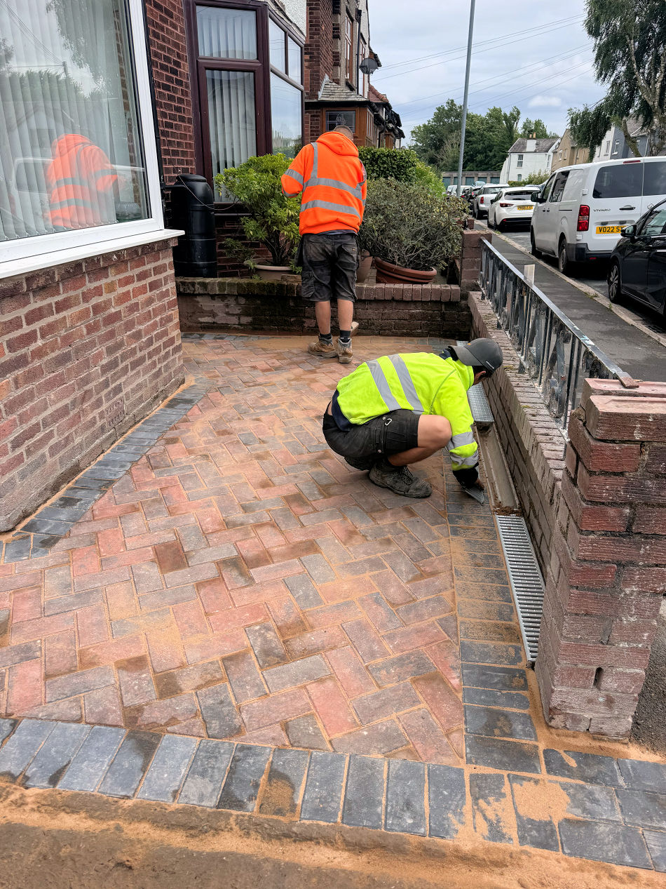BLOCK PAVING CONTRACTORS BARROW